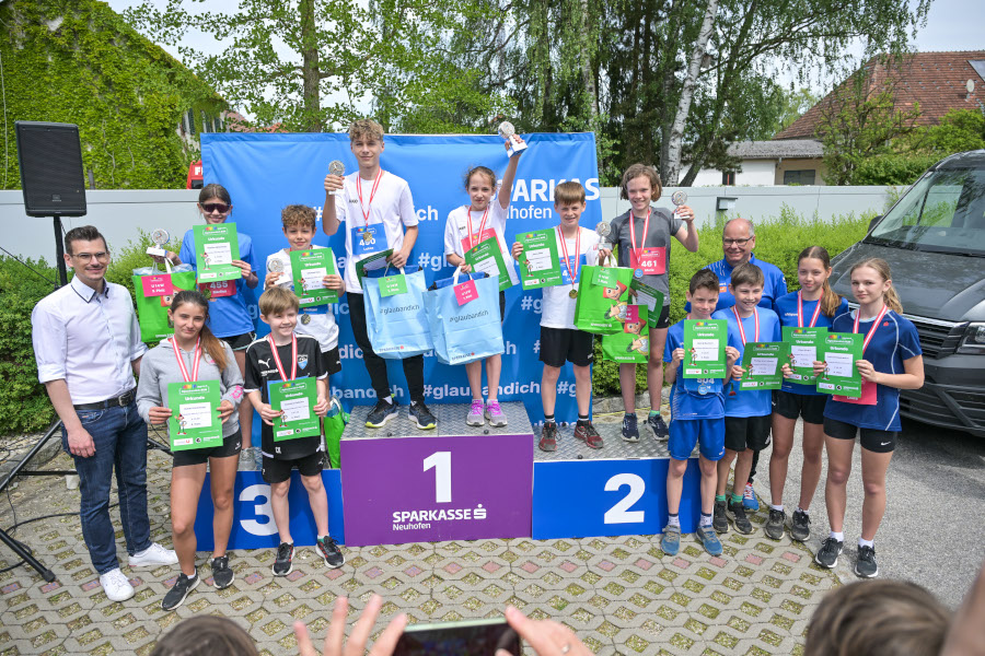 Tolle Leistungen beim Sparkassenlauf